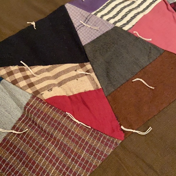 OLD VINTAGE Quilt Pieced Tied Beautiful 90 x 52" - Picture 4 of 15